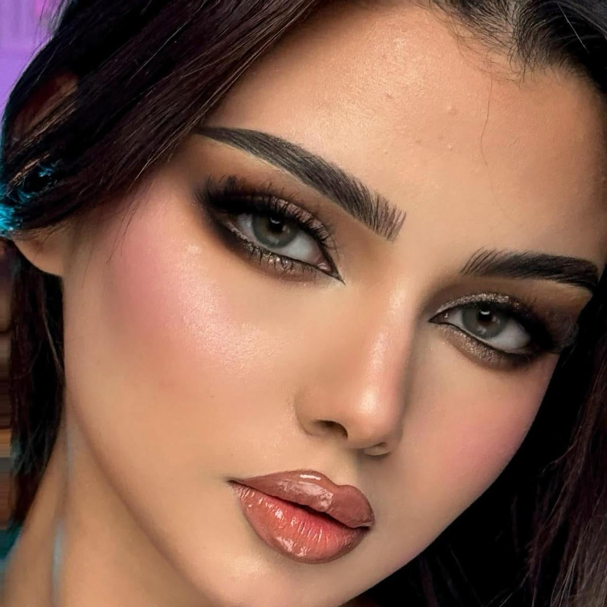 MAKEUP EXPERT MARIAM