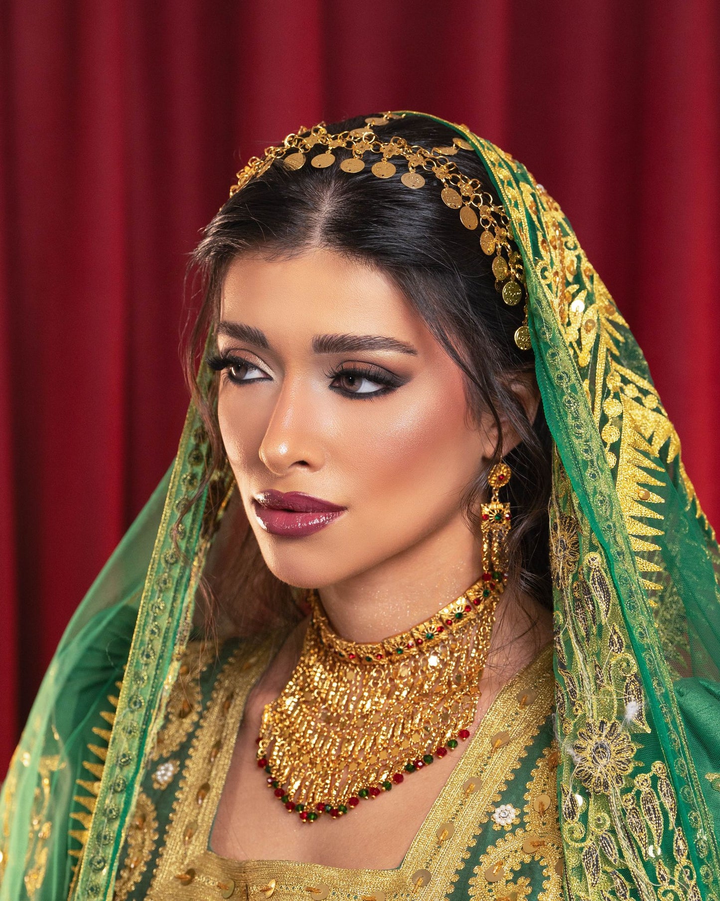 خبيرة المكياج سمر