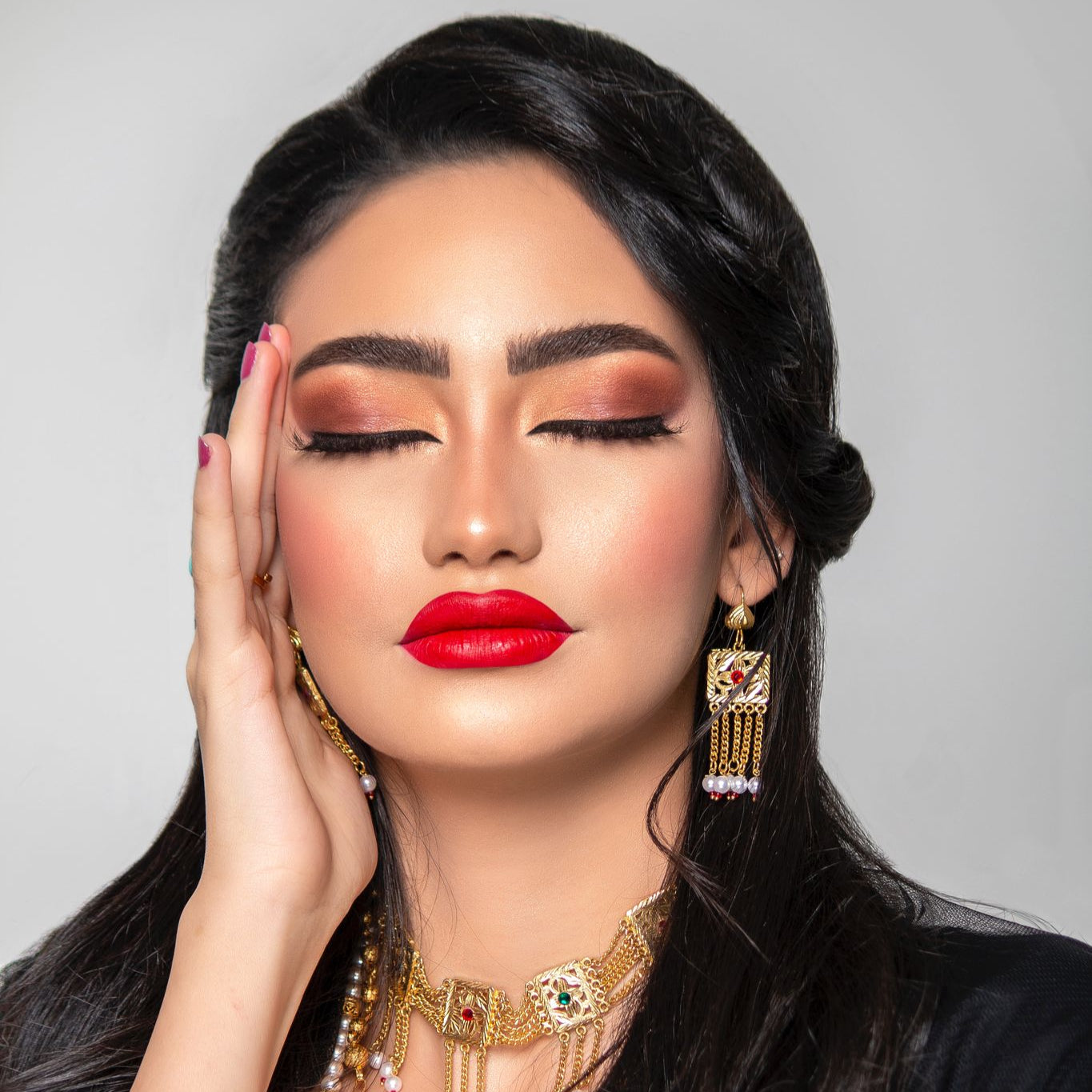 MAKEUP EXPERT MAHA  AL-AMRI