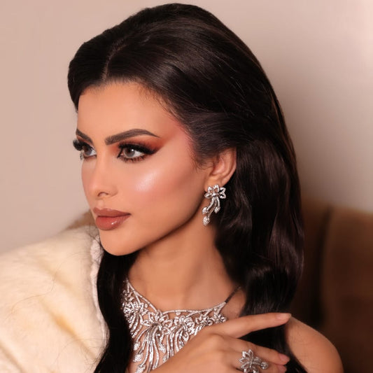 MAKEUP EXPERT ESRAA