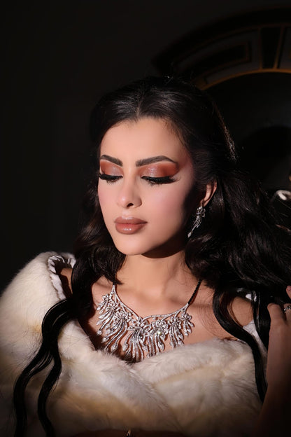 خبيرة المكياج إسراء