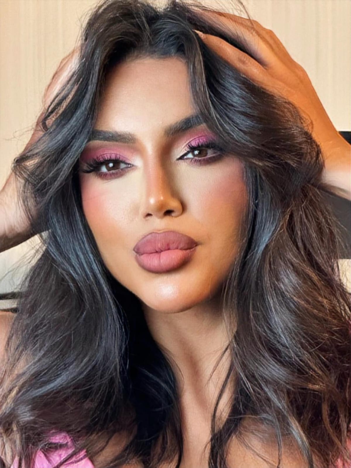خبيرة المكياج فرح