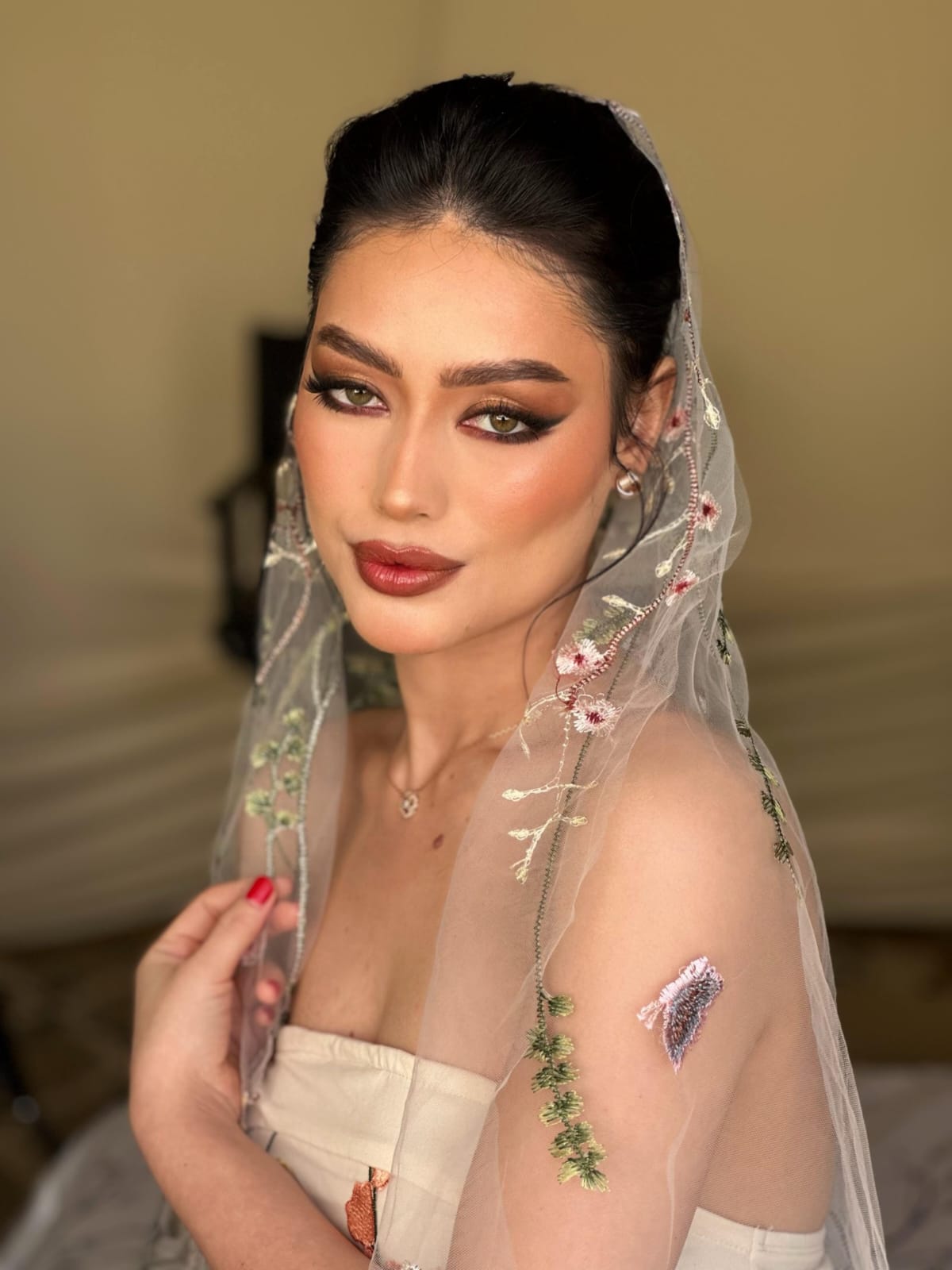 خبيرة المكياج فرح