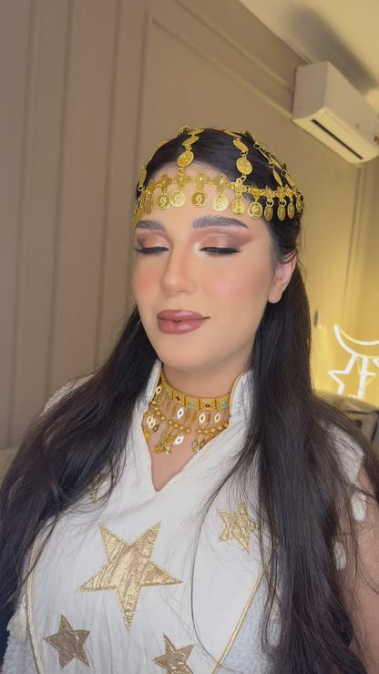 MAKEUP EXPERT SOLY 1